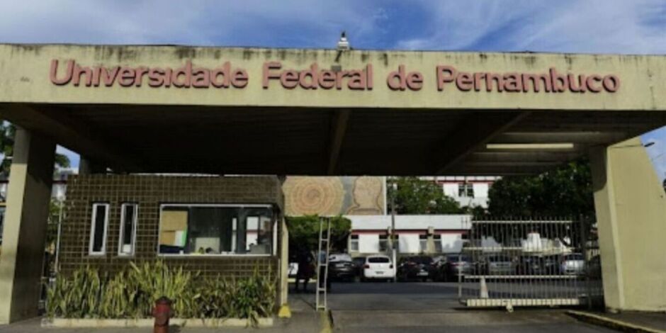 Universidade Federal de Pernambuco (UFPE).