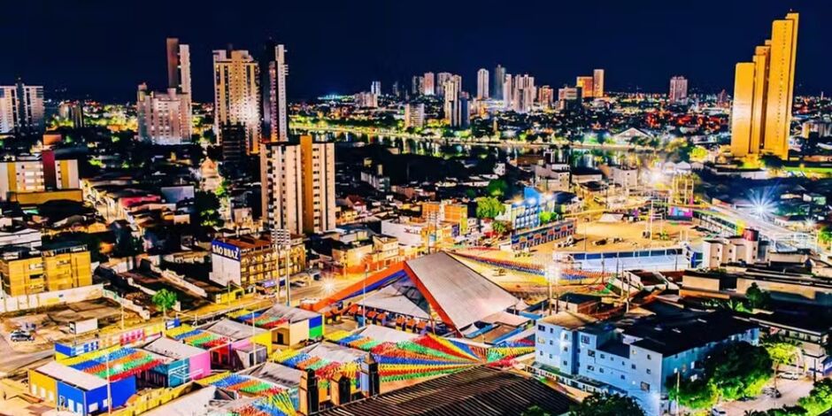 Campina Grande iluminada no m&ecirc;s de S&atilde;o Jo&atilde;o 