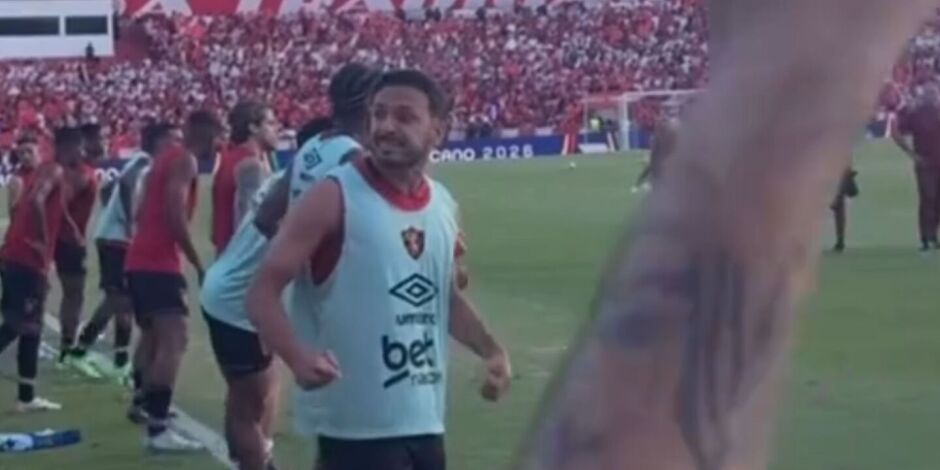 Yago Felipe, meia do Sport.