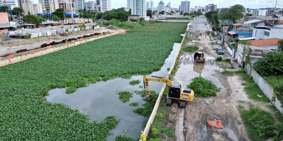 Limpeza Canal do Fragoso em Olinda