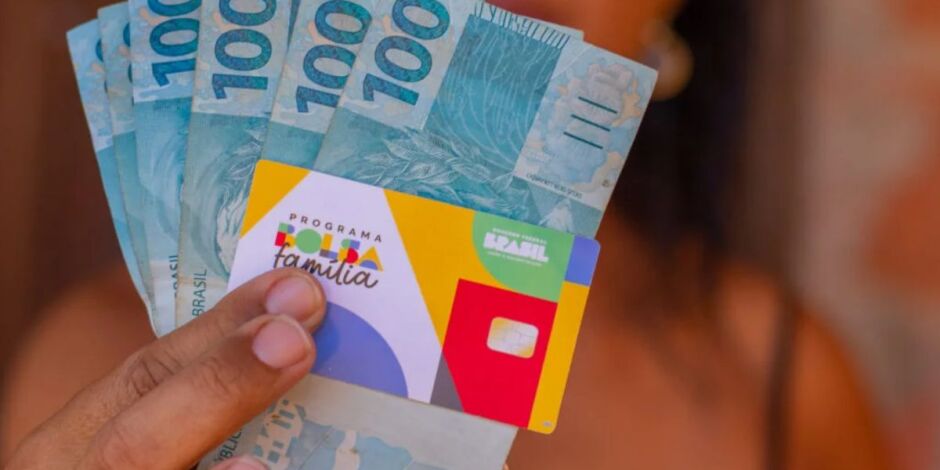 Bolsa Fam&iacute;lia.