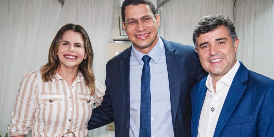 Clarissa T&eacute;rcio, Pastor J&uacute;nior T&eacute;rcio e Eduardo da Fonte.