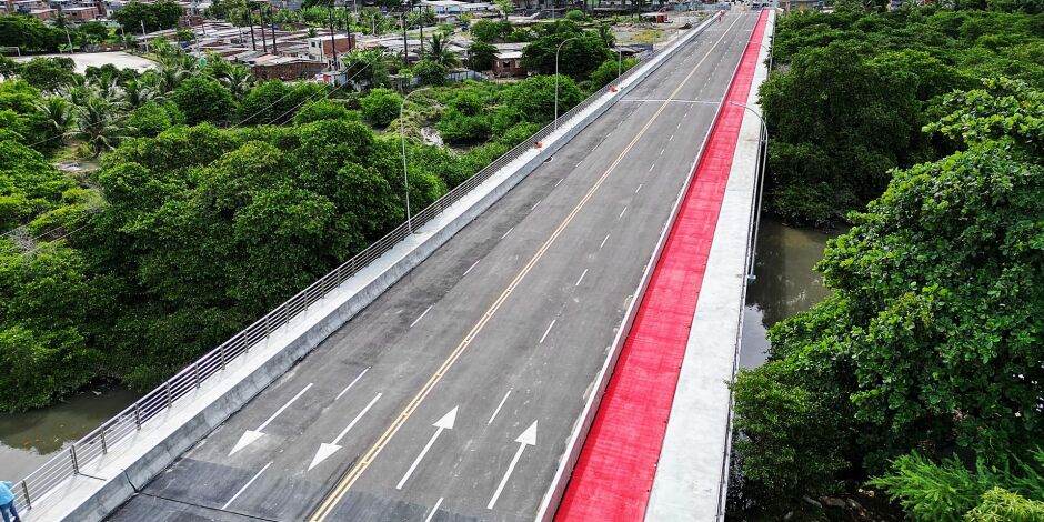 Ponte J&uacute;lia Santiago