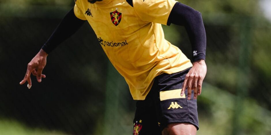 Felipinho destaca import&acirc;ncia da torcida para o Sport.