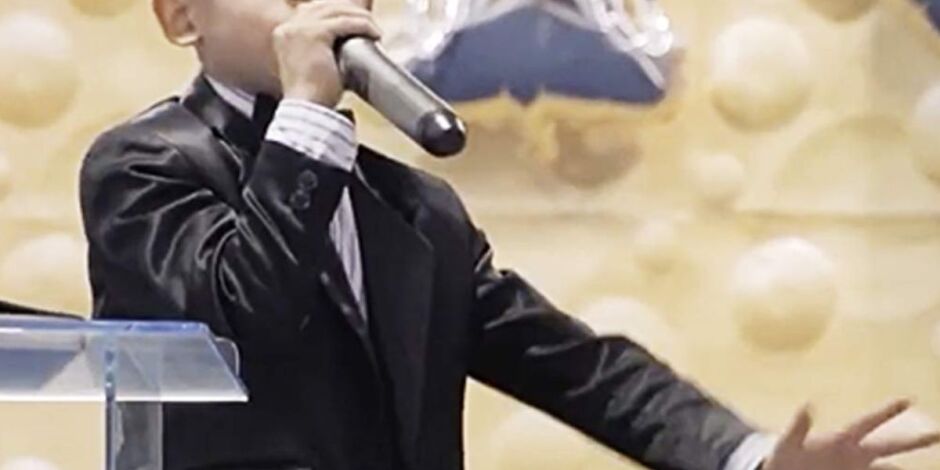 Document&aacute;rio A Voz de Deus.