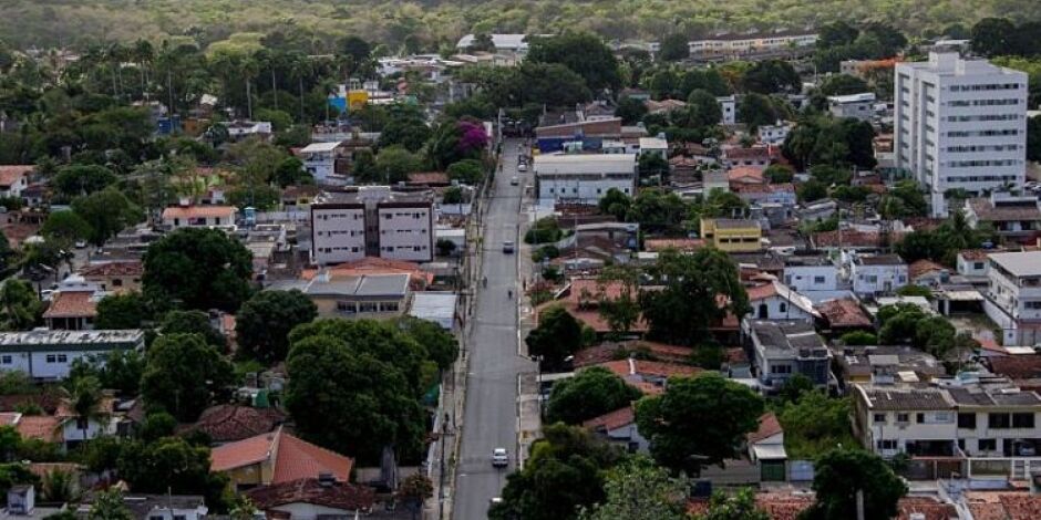 Imagem do alto de um bairro do Recife
