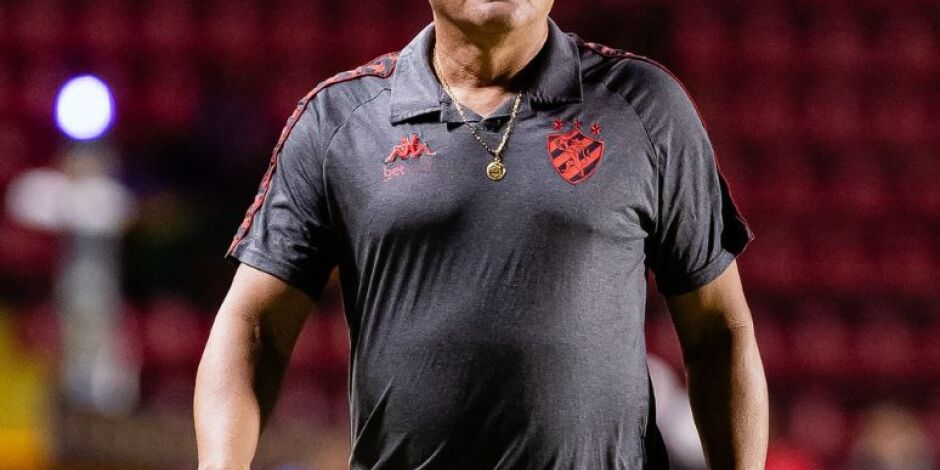 M&aacute;rcio Goiano &eacute; efetivado no comando t&eacute;cnico do Sport.