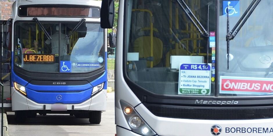 &Ocirc;nibus do Grande Recife.