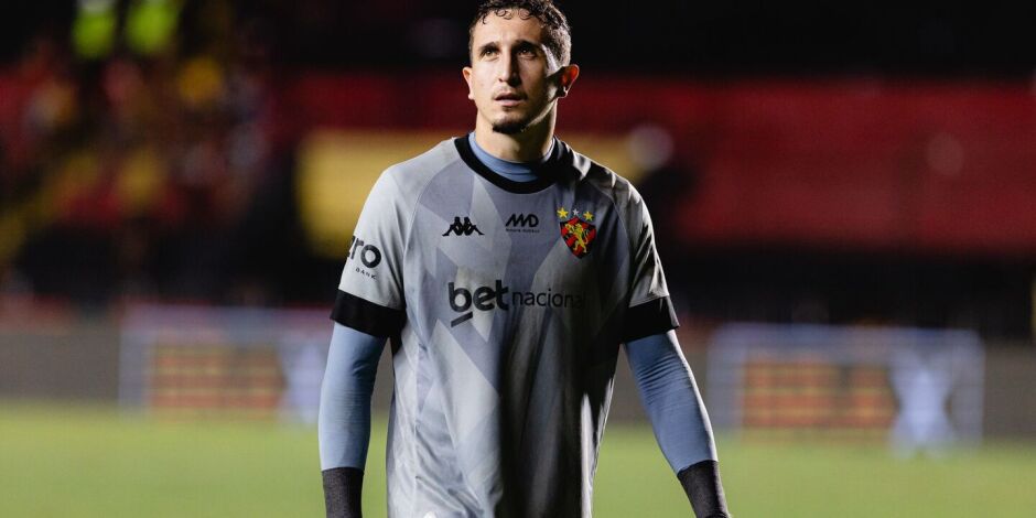 Sport segue sem treinador oficial no banco de reservas.