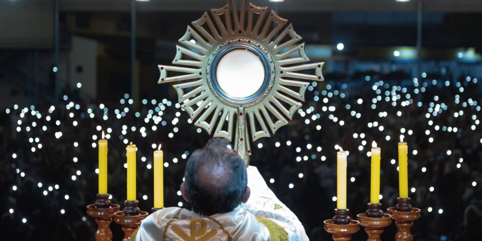 Cresce o n&uacute;mero de cat&oacute;licos no mundo, apontam estat&iacute;sticas da Igreja