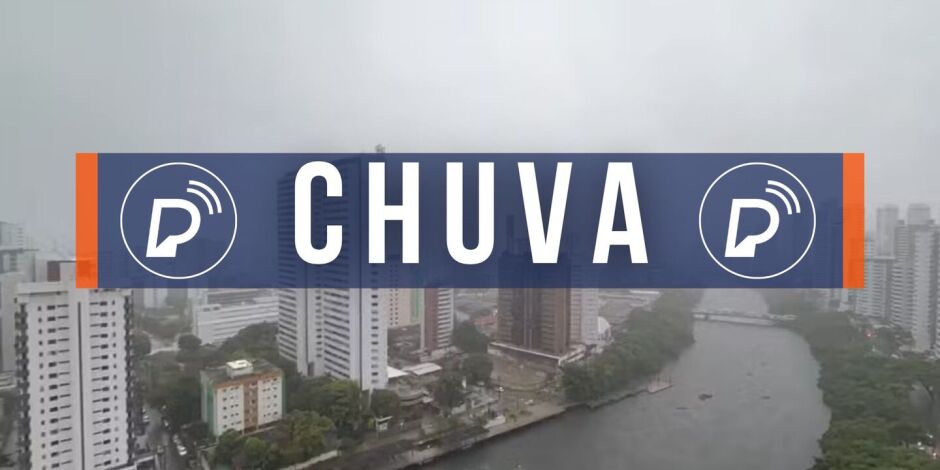 Cidade do Recife em dia de chuva.