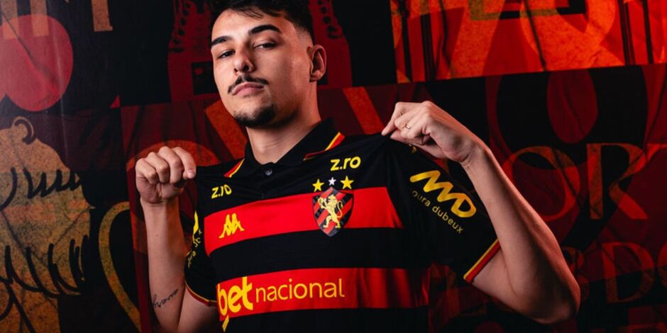 Claudinho chega ao Sport para ajudar na lateral-direita.