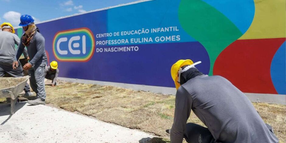 Constru&ccedil;&atilde;o de creche em Santa Cruz do Capibaribe.