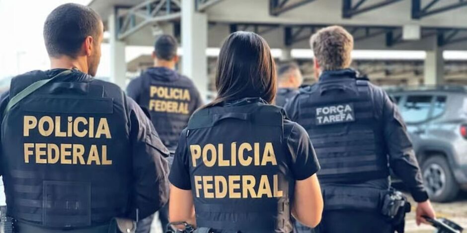 Agentes da Pol&iacute;cia Federal