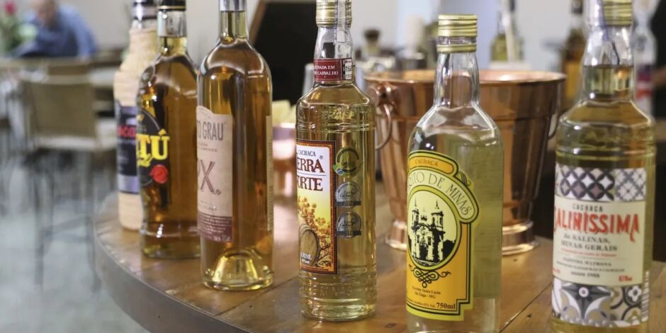 Brasil bate recorde na produ&ccedil;&atilde;o de cacha&ccedil;a;