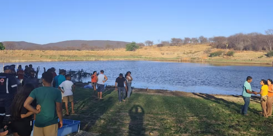 Quatro crian&ccedil;as da mesma fam&iacute;lia morrem afogadas em a&ccedil;ude