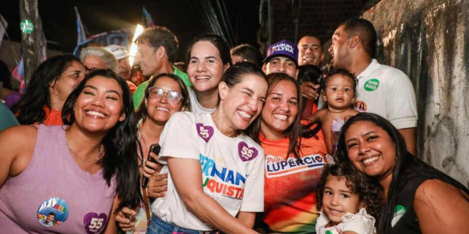 Raquel Lyra faz porta a porta em Camaragibe e cumpre agenda em mais duas cidades de Pernambuco neste s&aacute;bado (22)