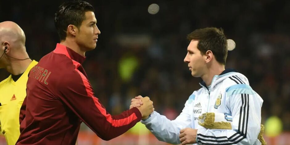 Cristiano Ronaldo e Messi foram os dois maiores do futebol nos &uacute;ltimos 20 anos.