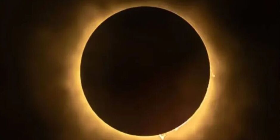 Eclipse Lunar.