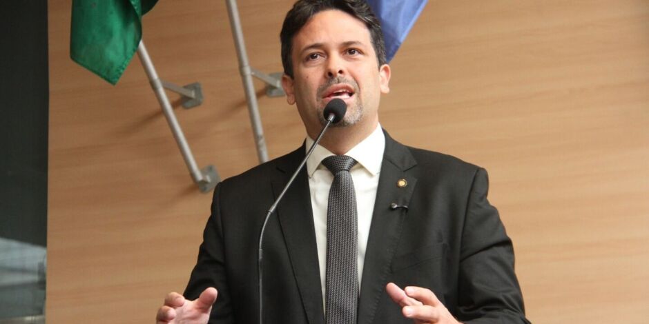 Felipe Alecrim. 