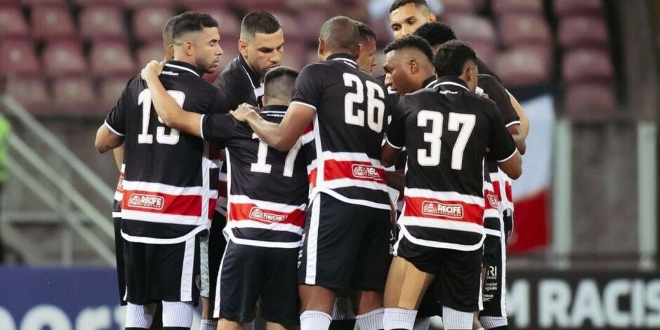 Santa Cruz est&aacute; classificado para pr&oacute;xima fase da S&eacute;rie C.