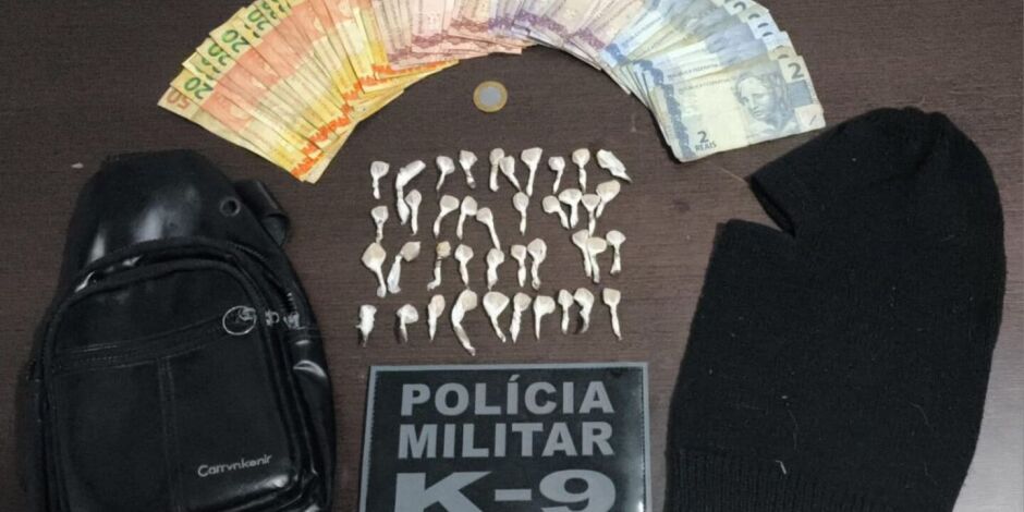 Opera&ccedil;&atilde;o da PM remove barricadas que bloqueavam comunidades em Olinda