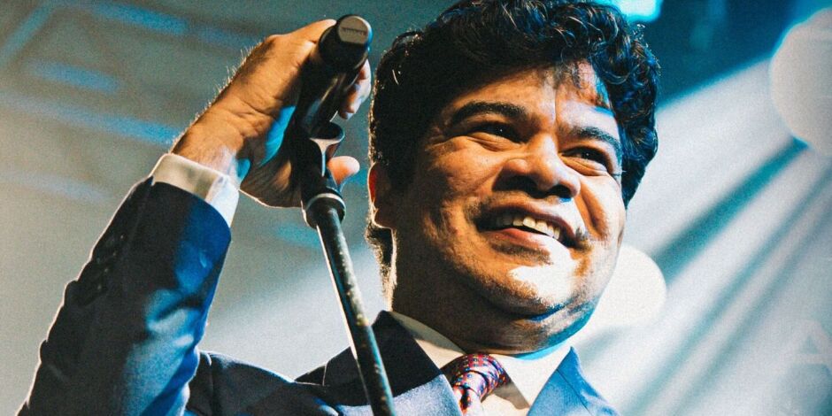 Cantor e pastor Samuel Mariano.