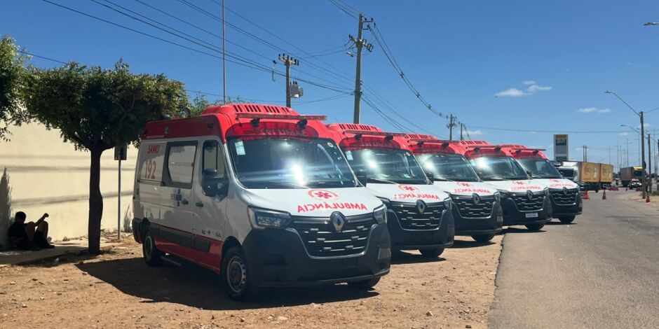 Ambul&acirc;ncias do SAMU
