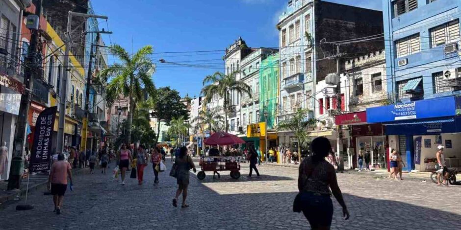 Com&eacute;rcio no Centro do Recife.