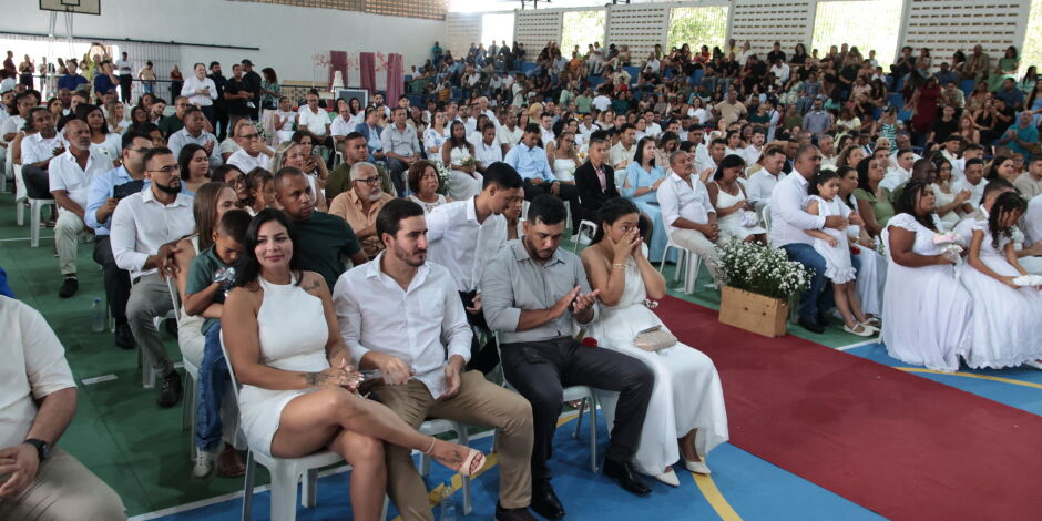 Casamento coletivo em Paulista