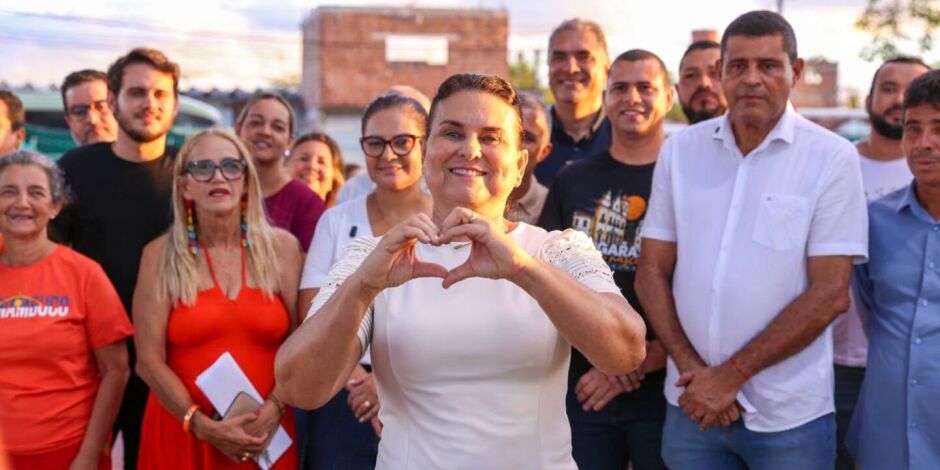 Em Igarassu, prefeita Elcione Ramos entrega nova Pra&ccedil;a da Bica com academia, quadra e playground.