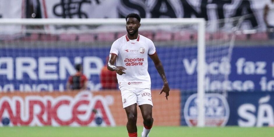 Igor Fernandes &eacute; desfalque do N&aacute;utico.