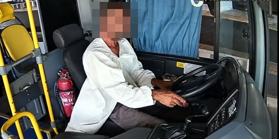 Circuito de c&acirc;meras do coletivo gravou a a&ccedil;&atilde;o.
