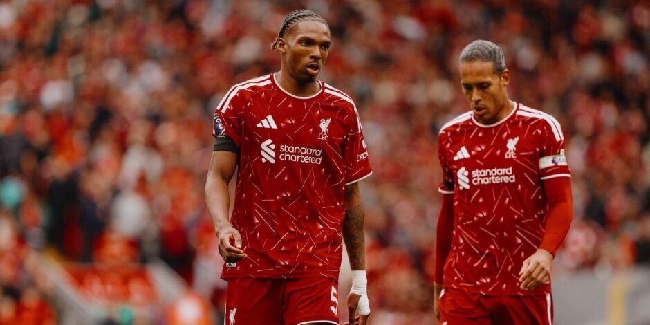 Liverpool enfrenta promovido Ipswich.