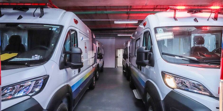 Novas ambul&acirc;ncias para munic&iacute;pios.