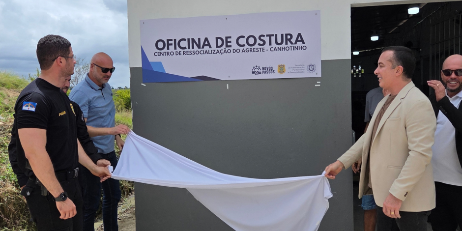 Secretaria inaugura f&aacute;brica t&ecirc;xtil em penitenci&aacute;ria do Agreste de Pernambuco em parceria com empresa de confec&ccedil;&otilde;es