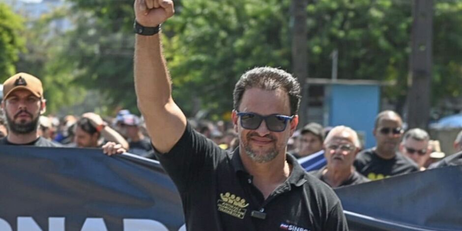&Aacute;ureo Cisneiros, presidente do Sinpol