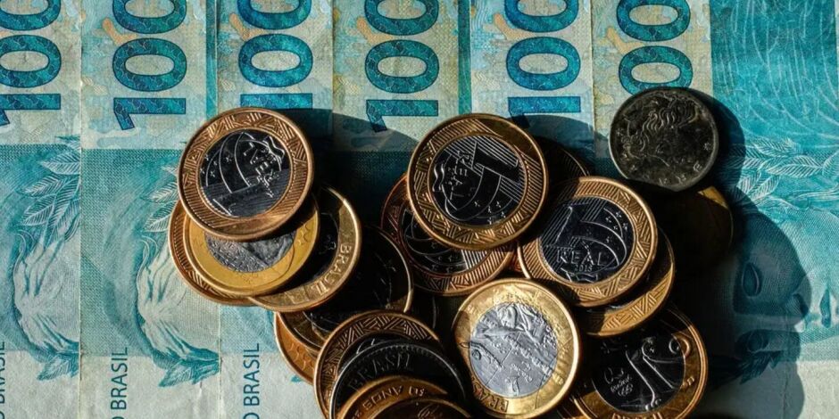 Brasileiros tem dinheiros esquecidos a consultar no Banco Central