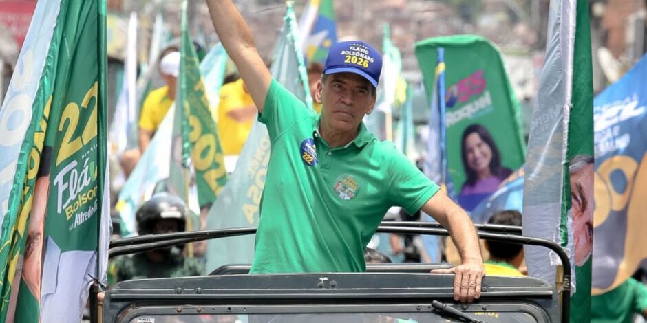 Coronel Alberto Feitosa se reelege em Pernambuco.