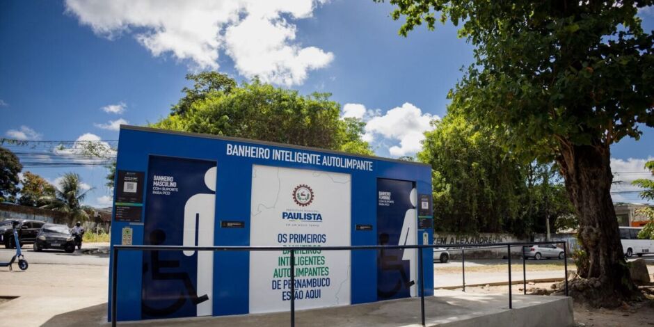 Prefetura do Paulista inaugura banheiros p&uacute;blicos inteligentes e autolimpantes na Aurora e no Janga.