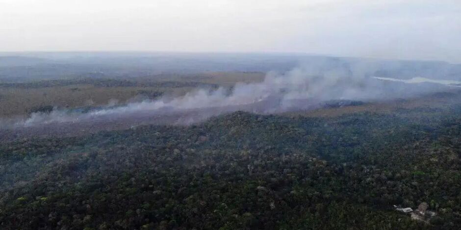 Governo federal refor&ccedil;a combate a inc&ecirc;ndios florestais no Par&aacute; com 13 aeronaves.