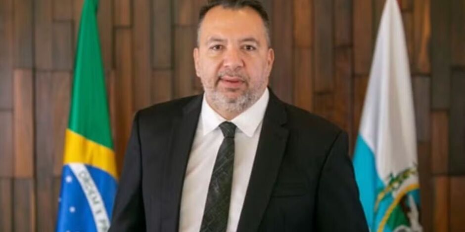 M&aacute;rcio Canella.