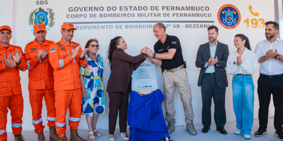 INAUGURADA SE&Ccedil;&Atilde;O DO CORPO DE BOMBEIROS DE BEZERROS