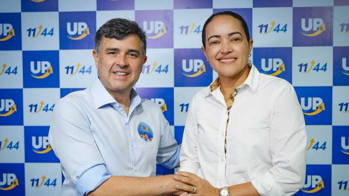 eduardo-da-fonte-recebe-apoio-de-pollyanna-abreu-prefeita-de-sert-nia