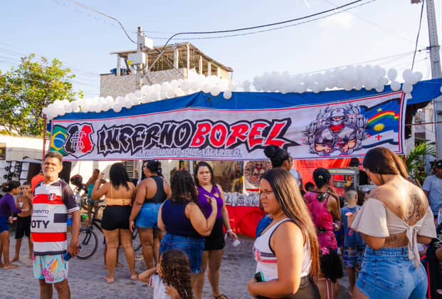 Ação social do Dia das Crianças promovida pela Inferno Borel