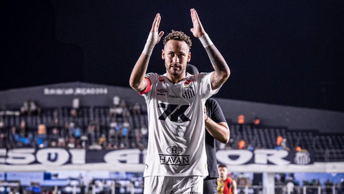 Neymar Jr deve iniciar no time titular contra o Remo.