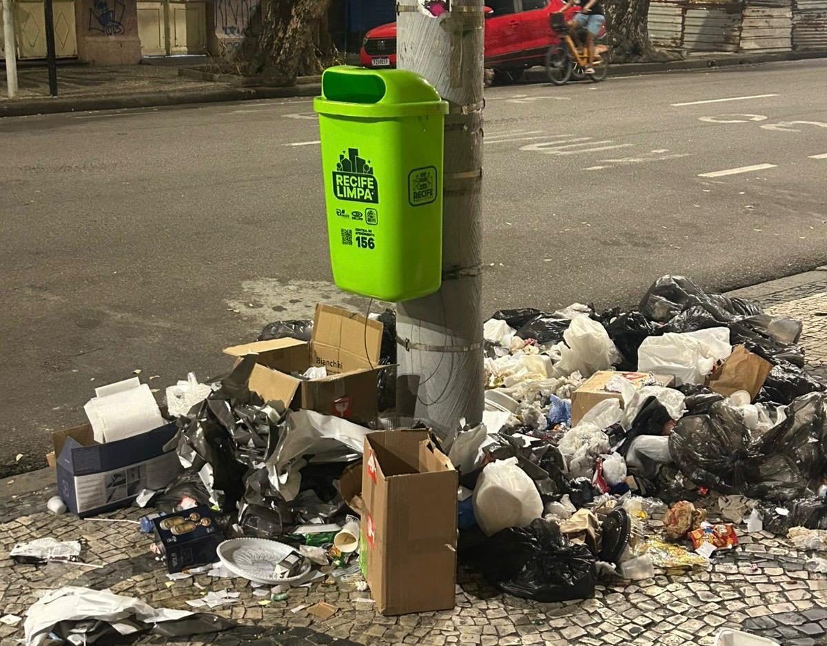 Lixo no Recife Antigo 