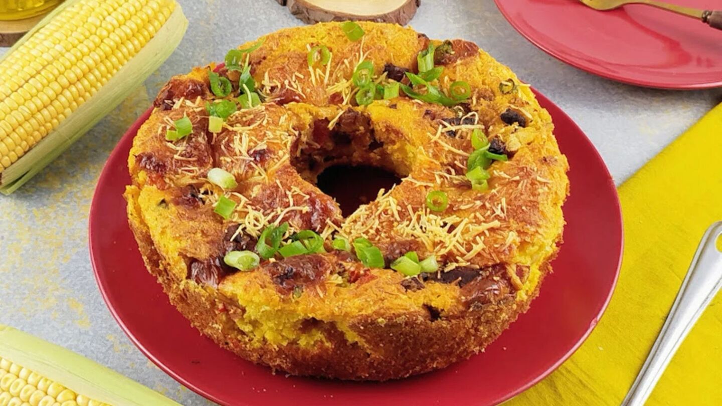 Bolo de milho salgado.