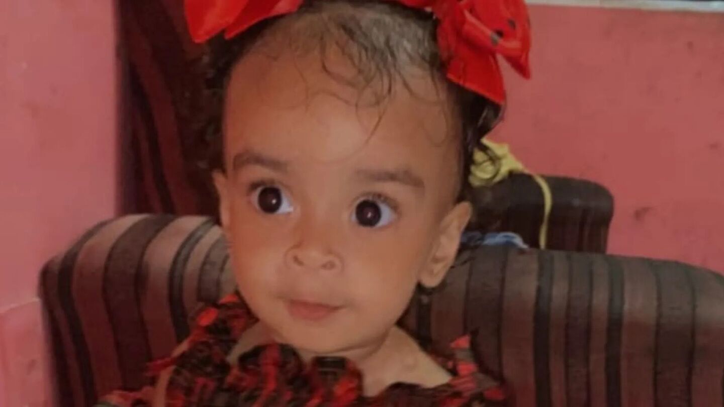 Bebê é morta a tiros no colo do pai durante ataque na Zona Norte do Recife
