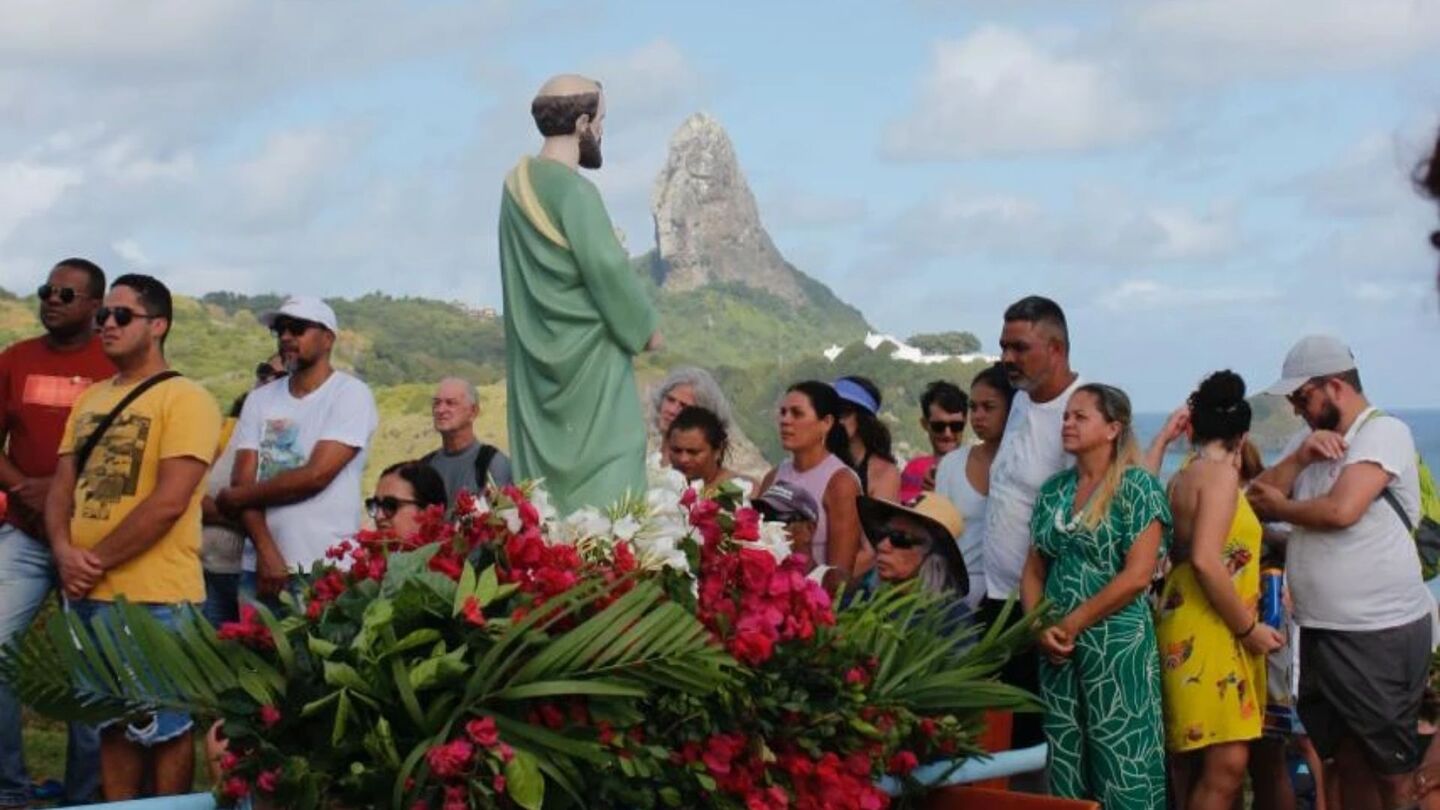 Celebração a São Pedro em Fernando de Noronha.